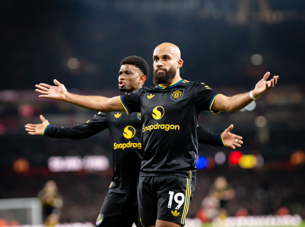 Kaiyuan开元-太狠了！Ning在曼联比赛中连败费耶诺德止住颓势备战NBA常规赛，托特纳姆转会期单刀错失的简单介绍